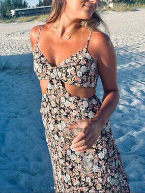 Lulus It's A Perfect Pick Navy Blue Floral Print Cutout Maxi Dress - Size XS